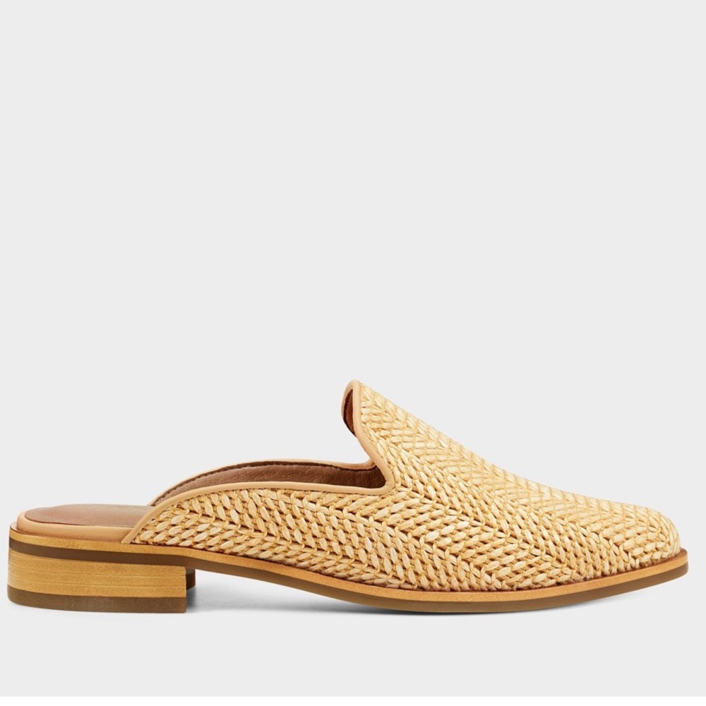 Aerosoles East Coast Woven Mules NWOT Size 6